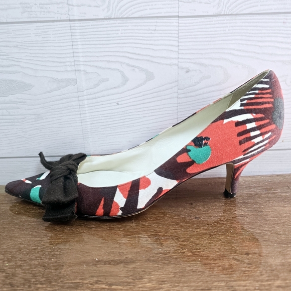 Bettye Muller Heels with Bow - Picture 2 of 10